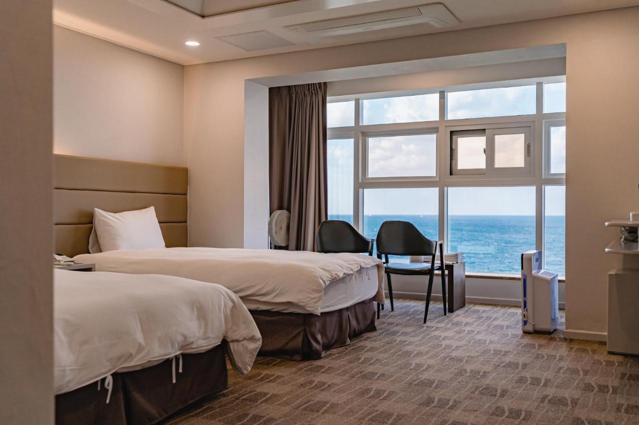 Cocoon Hotel Jeju Exterior photo